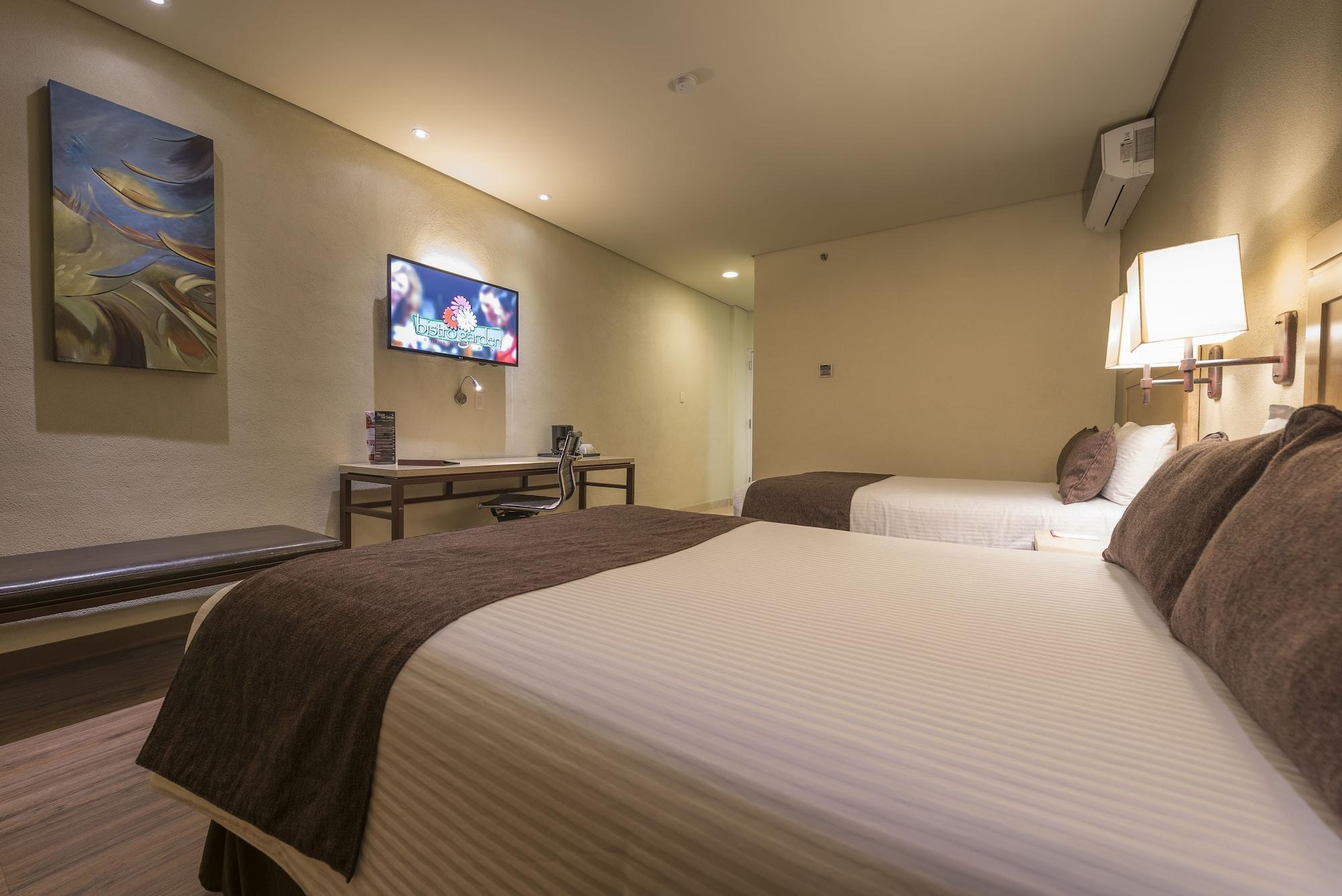 Victoria Ejecutivo Hotel กัวดาลาฮารา ภายนอก รูปภาพ