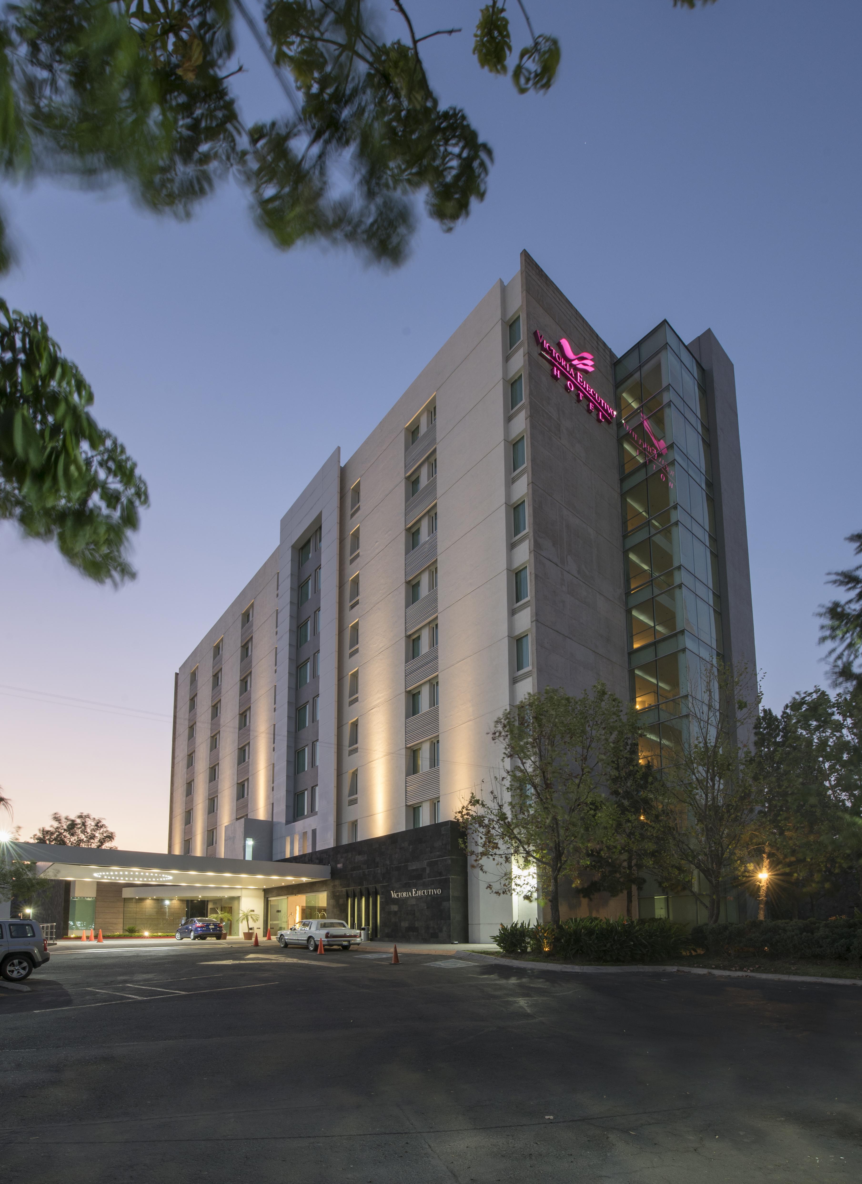 Victoria Ejecutivo Hotel กัวดาลาฮารา ภายนอก รูปภาพ